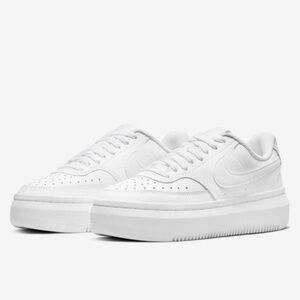 nike women's court vision alta